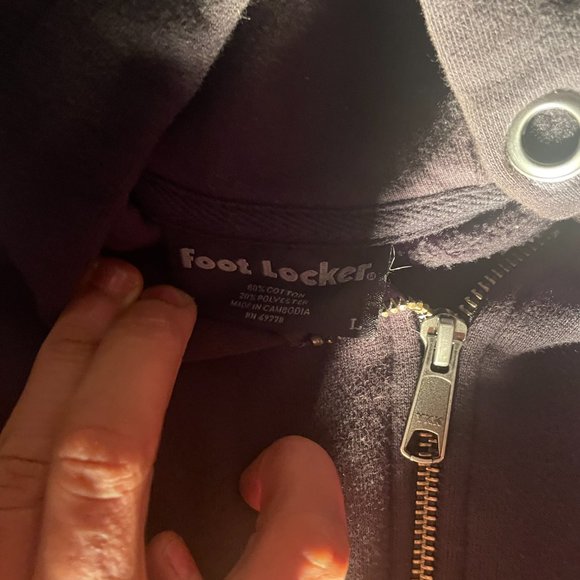 Sun bleached worn Foot Locker Brand Jacket - Picture 5 of 6